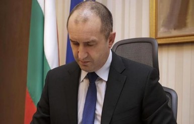Президент Болгарии назначил досрочные выборы в парламент