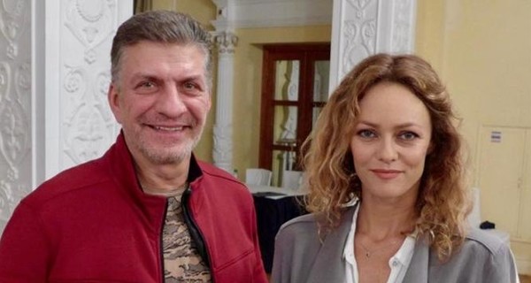 Экс-супруга Джони Деппа играет в Украине в войну на Донбассе