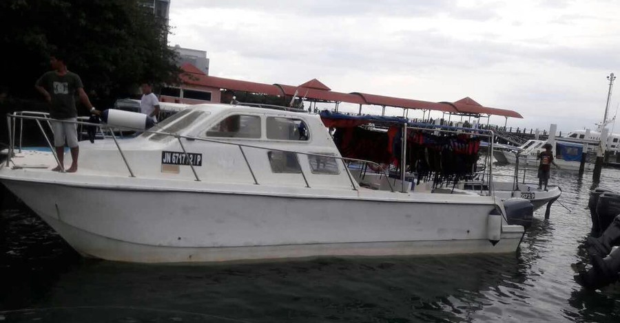 У берегов Малайзии затонул корабль с китайскими туристами