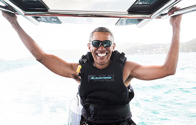 В Сети показали, как Барак Обама развлекался в отпуске
