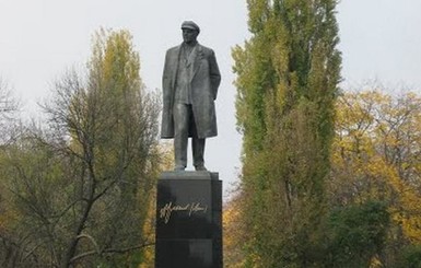 В Чернигове во второй раз украли памятник Ленину
