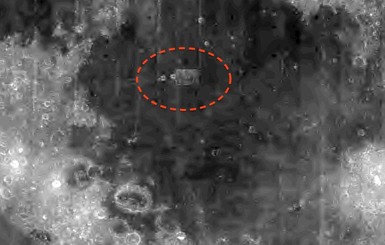 На старых фотографиях Луны обнаружили внеземное строение?