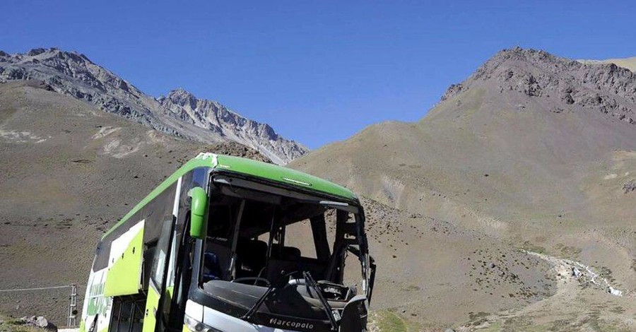 В Аргентине перевернулся автобус, погибли 19 человек
