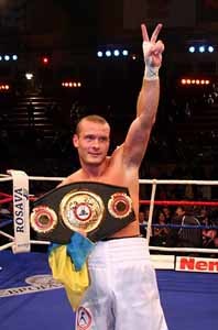 Украинец защитил титул Интерконтинетального чемпиона WBA 