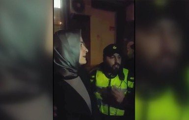 В Нидерландах полиция водометами разогнала сторонников Эрдогана
