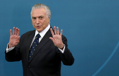 Президент Бразилии покинул свою резиденцию из-за призраков