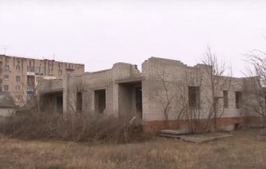 В Черкасской области бетонная плита упала на восьмиклассника