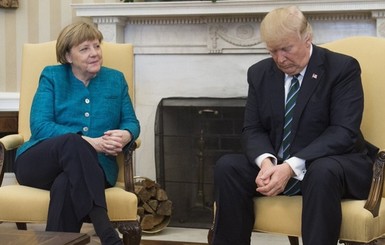 В Белом доме объяснили, почему Трамп не пожал руку Меркель