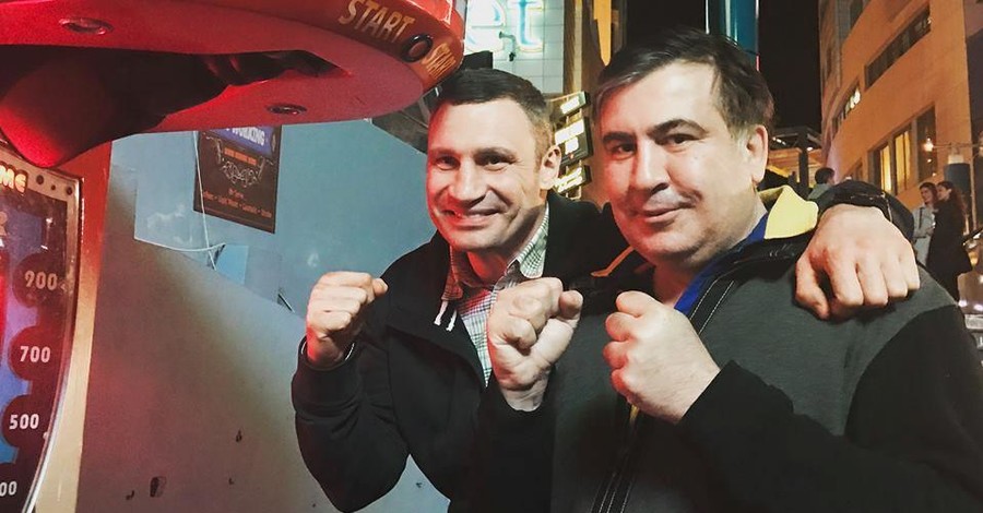 Кличко и Саакашвили встретились на Мальте