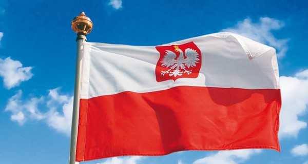 Польша не откроет консульства в Украине, пока их защиту не усилят