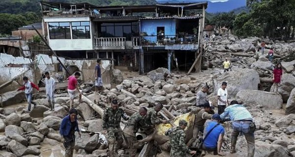Наводнение в Колумбии: 127 человек погибли, 220 пропали без вести