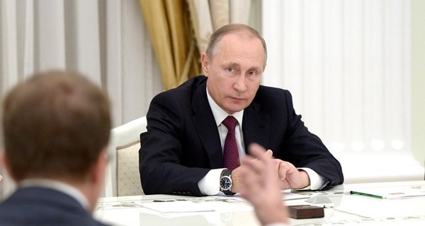 Путин подписал запрет на перевод денег в Украину 