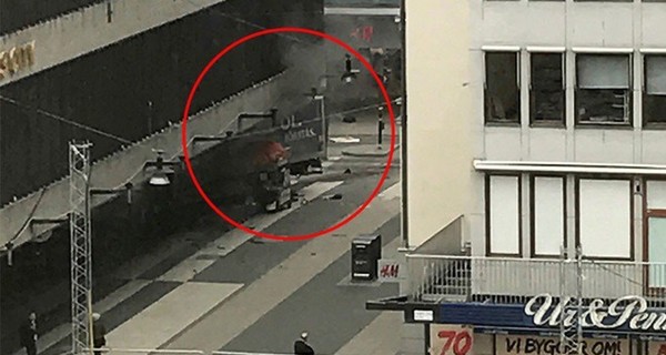 СМИ: полиция Стокгольма задержала подозреваемого в теракте  