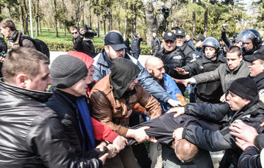 В Одессе за час произошло две драки между проукранскими активистами и антимайдановцами