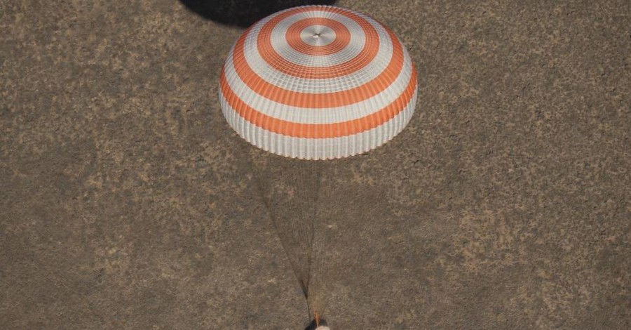 Экипаж МКС вернулся на Землю спустя полгода
