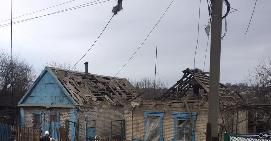 В Авдеевке после обстрела разрушены семь домов на одной улице