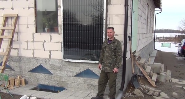 Житель Запорожья снабдил дом солнечными батареями и коллекторами, отказавшись от газа и электроэнергии