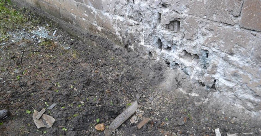 Соцсети сообщили о сильном взрыве в Луганске