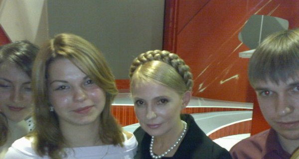 28-летняя люстратор танцевала в шоу-балете и хвасталась фото с Тимошенко 