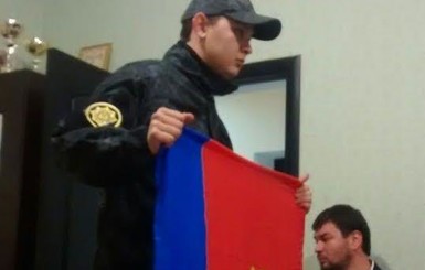 СБУ задержала одессита за торговлю флагами СССР