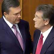 Ющенко пожалел Януковича и втихаря подарил ему дачу 