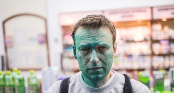 В России возбудили уголовное дело по факту нападения на Навального