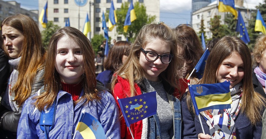 Украинский безвиз распространяется на крымчан и жителей Донбасса