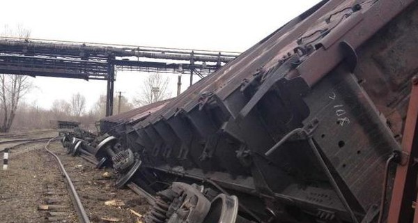 Во Львовской области шесть вагонов сошли с рельсов