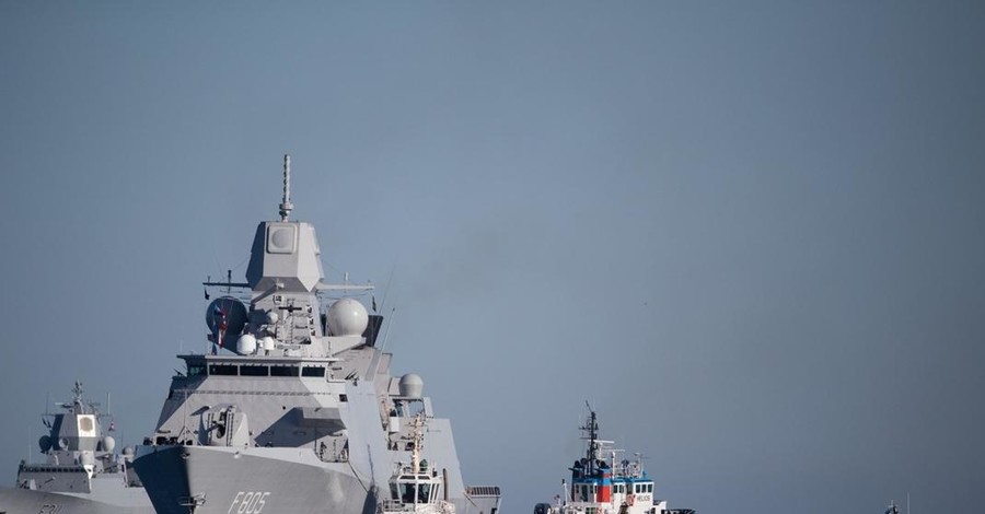 В Балтийское море вошли шесть кораблей НАТО