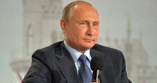 СМИ: Путин и Макрон проведут незапланированную встречу
