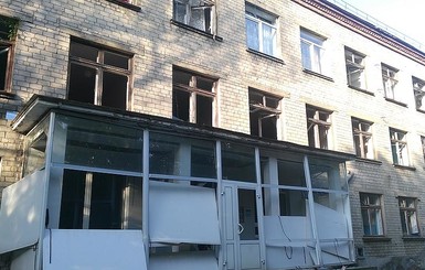 Жебривский: во время обстрела Красногоровки осколочные ранения получили несколько человек