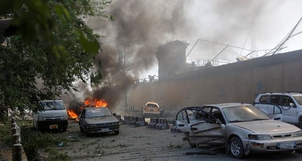 Жертвами теракта в Афганистане стали 50 человек, 300 - ранены