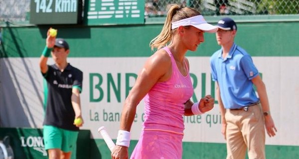 Леся Цуренко уверенно обыграла россиянку Макарову во втором круге Roland Garros