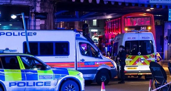 СМИ: один из подозреваемых в теракте в Лондоне все еще на свободе