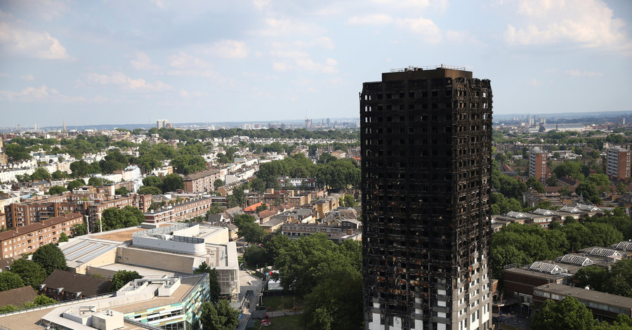 Количество жертв пожара в лондонской многоэтажке возросло до 79