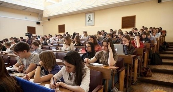 Итоги ВНО: Больше всего прогулов на тестах по русскому языку