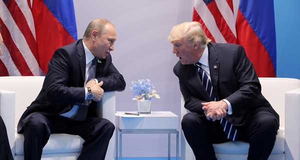 Трамп заявил, что не обсуждал снятие санкций на встрече с Путиным