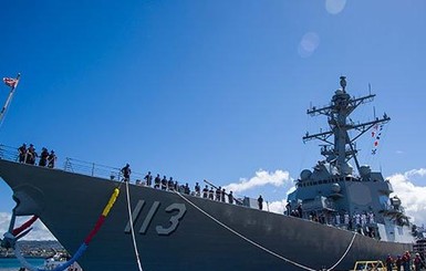 США спустили на воду новейший ракетный эсминец