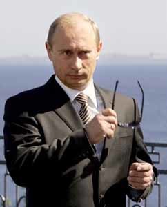 Путин ремонтирует «берлогу плейбоя» во Франции 