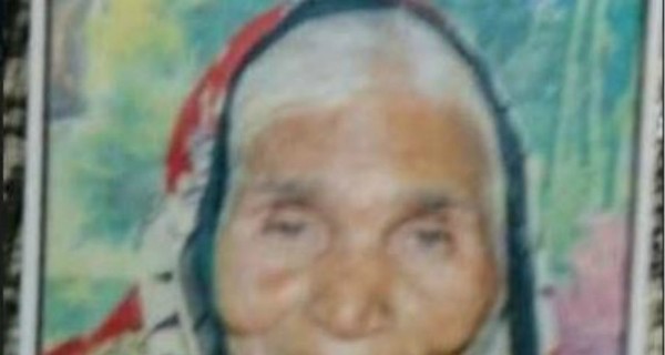 В Индии толпа сожгла на костре пожилую женщину, приняв ее за ведьму