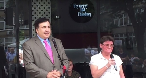 Саакашвили прилетел в Польшу по украинскому заграничному паспорту