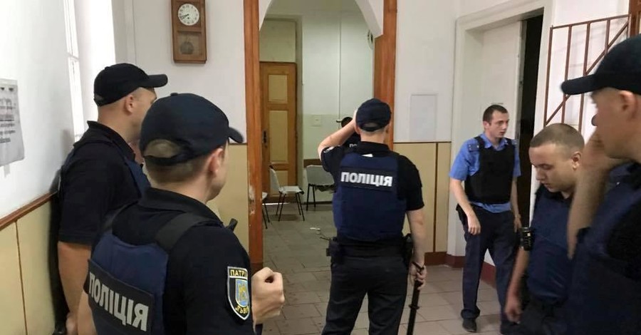 Стали известны подробности нападения на психбольницу во Львове