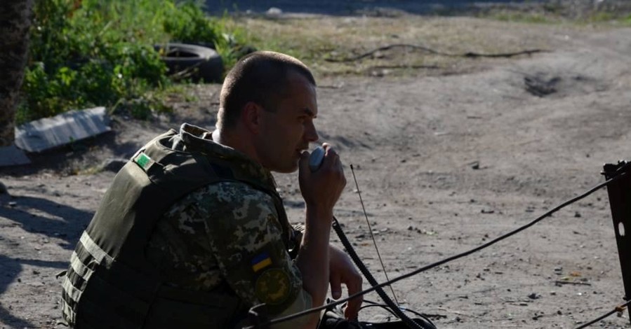 В зоне АТО погибли трое украинских военных, еще восемь - ранены