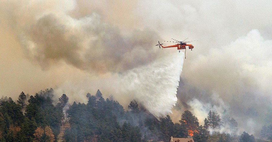 В Португалии рухнул вертолет, который тушил пожар