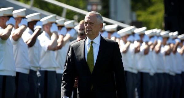 Военный парад в Киеве лично будет смотреть министр обороны США