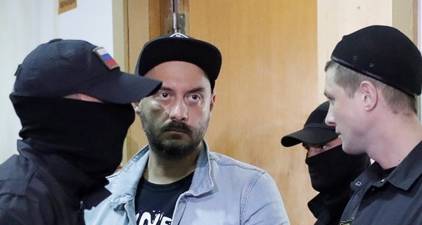 Адвокат Серебренникова опроверг, что режиссера пытался завербовать Порошенко 