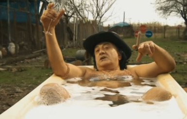 Поп-звезда Закарпатья 80-х снялся в клипе с рэперами