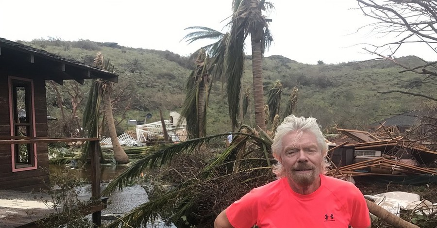 Миллиардер Ричард Брэнсон показал свой разрушенный ураганом остров