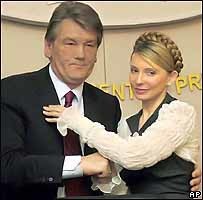 Переписка Ющенко и Тимошенко закончилась приглашением на обед 