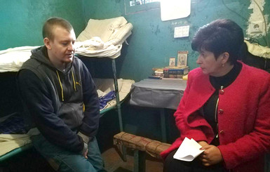 Задержанный на Донбассе россиянин Агеев сидит в камере с иконами